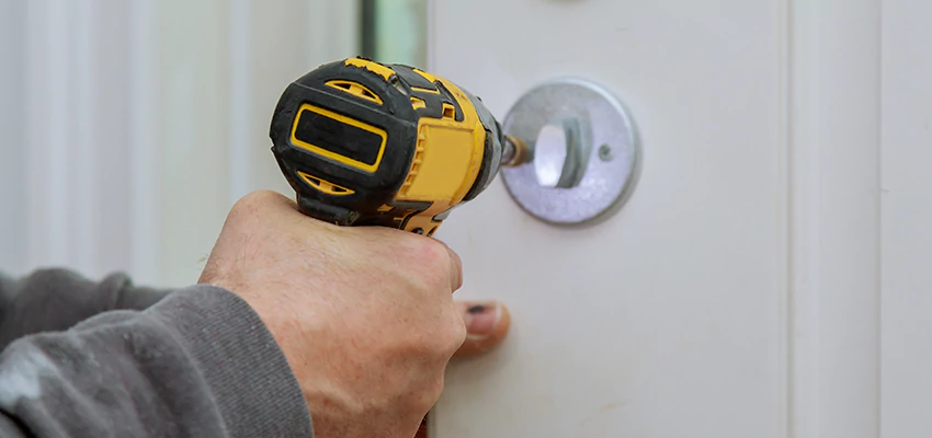 Street Locksmith For Smart Lock Repair in Galt, CA
